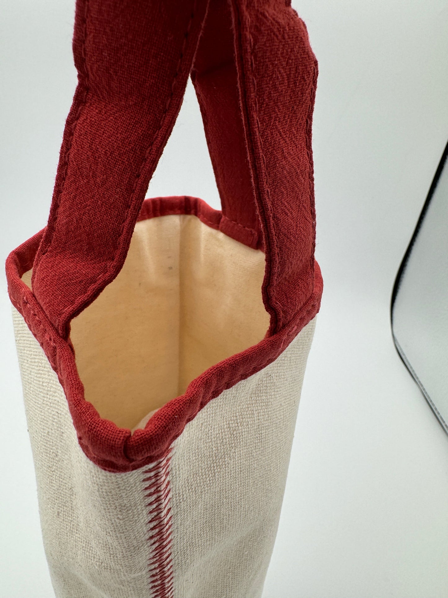 Starbucks Taiwan Love Classic Tumbler Bag