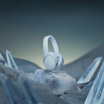 Bose QuietComfort Headphones - Wireless Bluetooth Headphones, Active Over Ear Noise Cancelling and Mic, USB-C Charging, Deep Bass, Up to 24 Hours of Playtime, Black