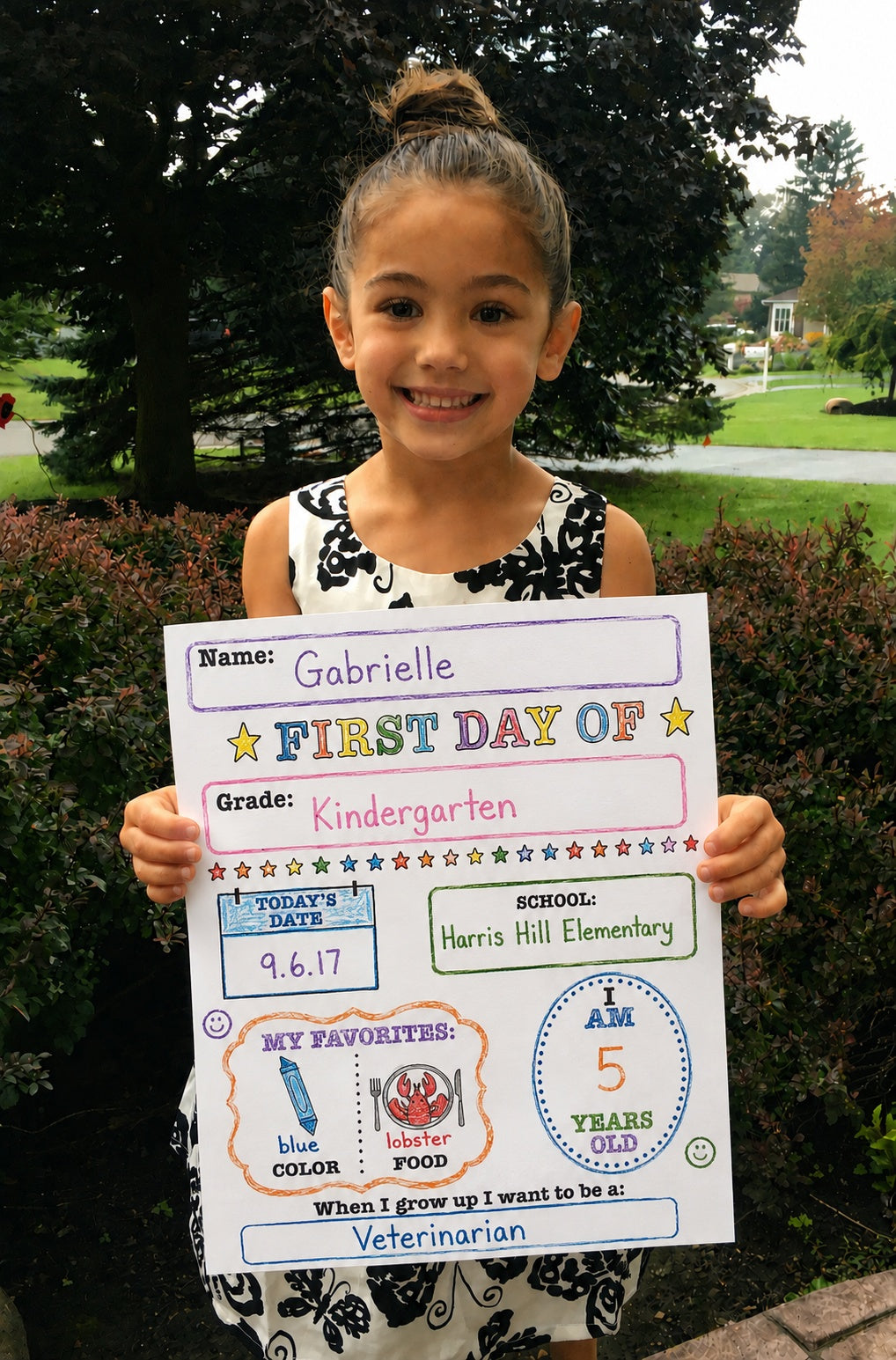 SHAPES ETC. First Day of School Announcement - Black/White