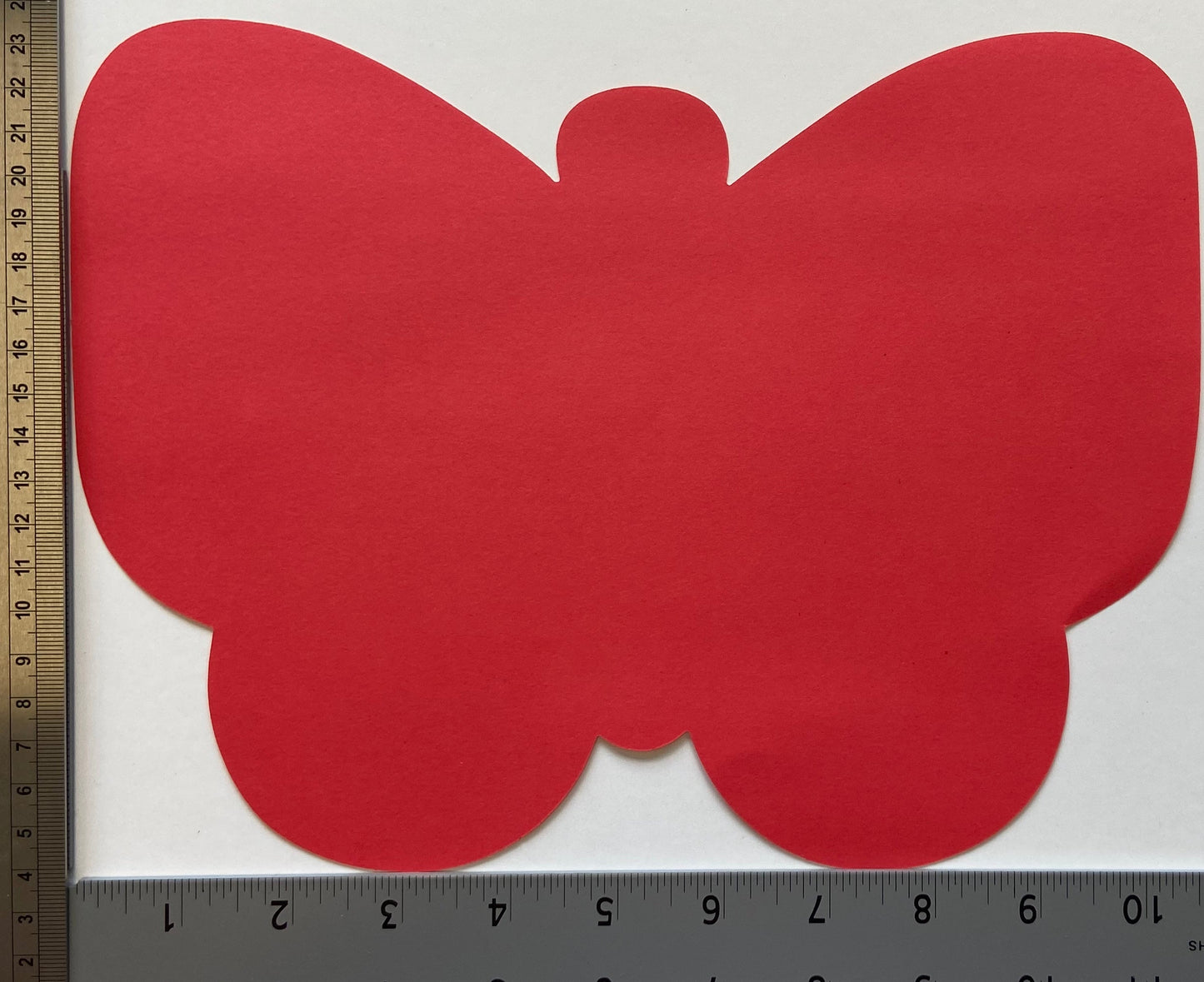 SHAPES ETC. Butterfly Assorted Color Super Cut-Outs- 8” x 10”