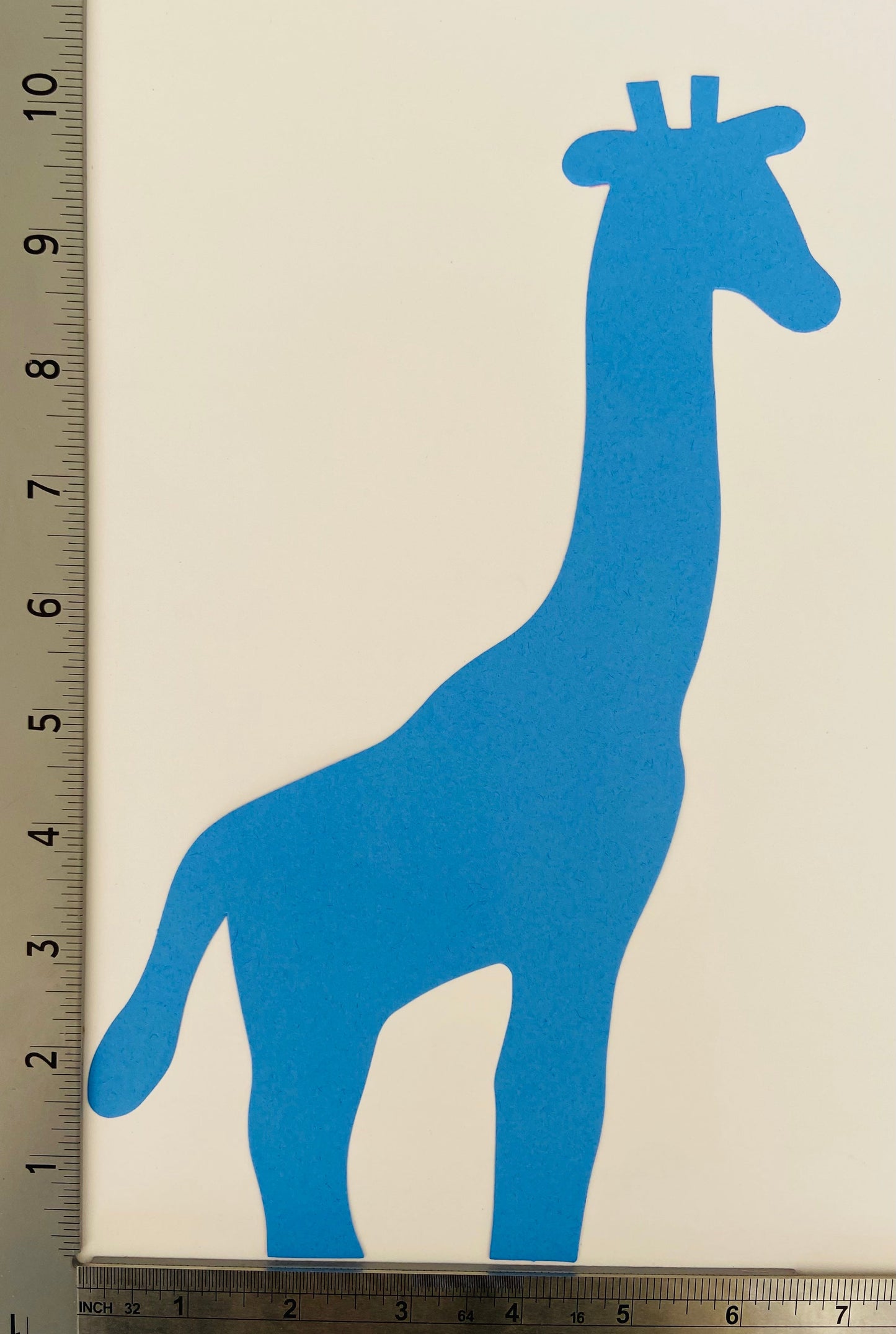SHAPES ETC. Giraffe Assorted Color Super Cut-Outs- 8” x 10”