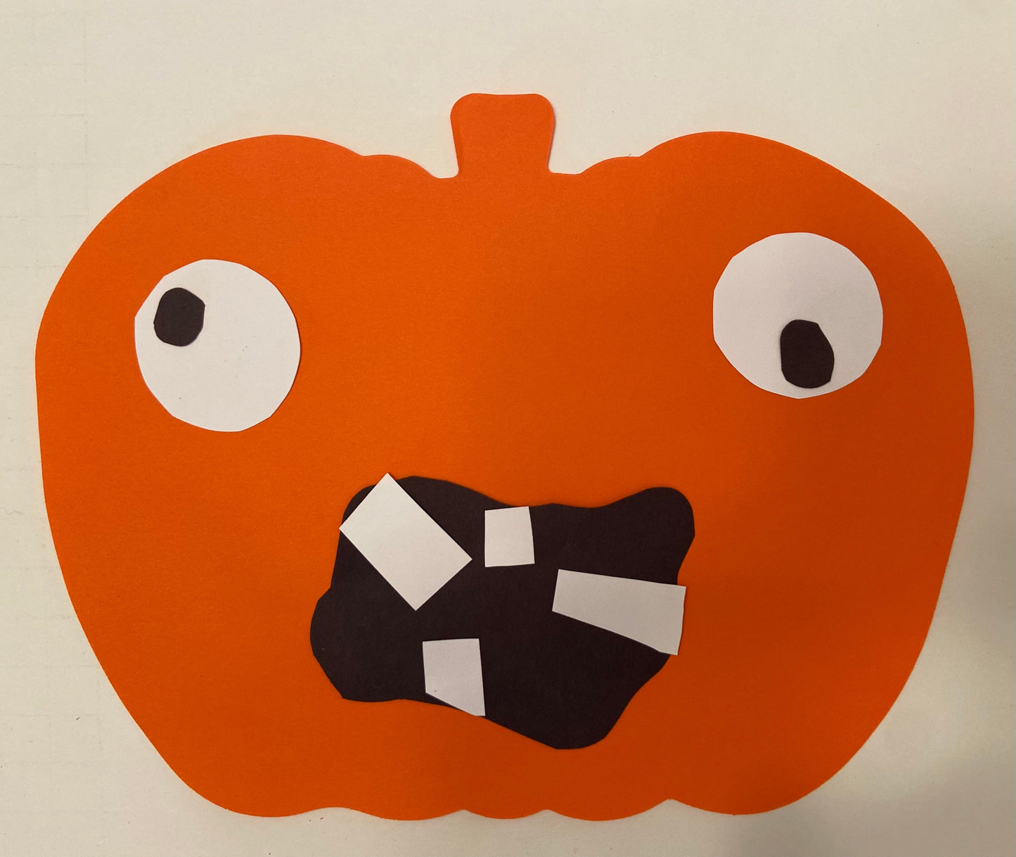 SHAPES ETC. Pumpkin Single Color Super Cut-Outs- 8” x 10”
