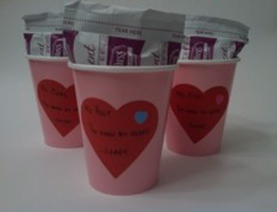 SHAPES ETC. Small Cut-Out Set - Valentine's