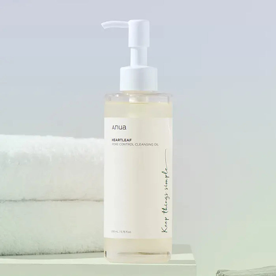 ANUA Heartleaf Pore Control Cleansing Oil in a 200ml bottle, natural skincare product for pore cleansing and oil control