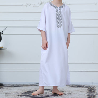 Black Geometric Trim Islamic Thobe(MKB018)