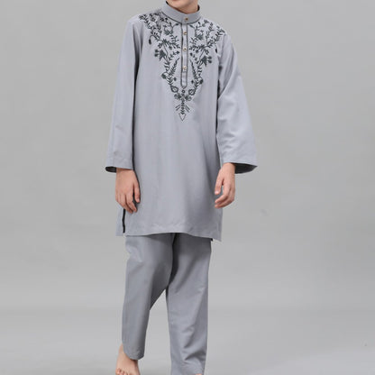 Boys' Embroidered Thobe Set with Pants(MKB034)