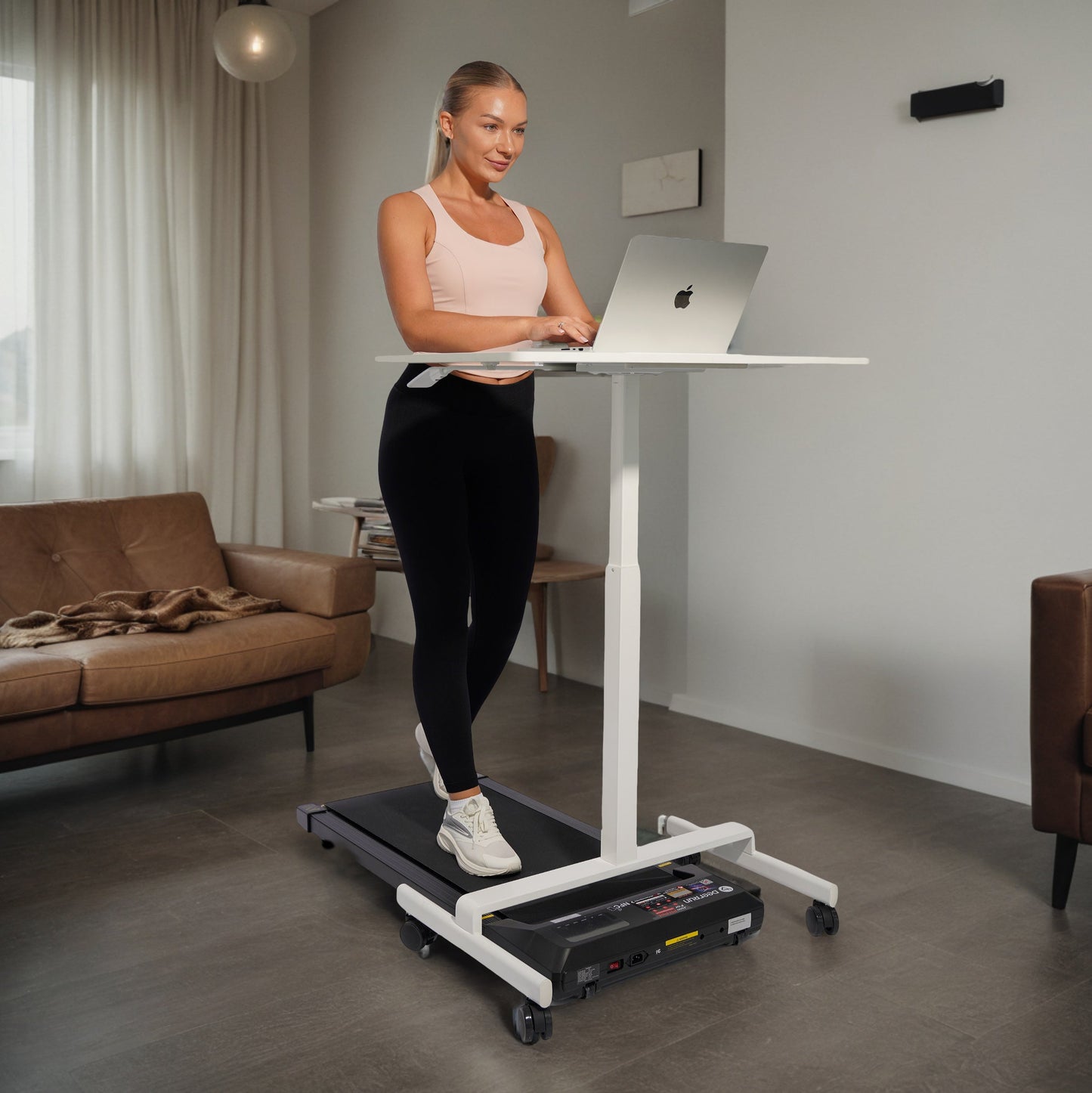 DeerRun® Adjustable Standing Desk for Treadmills, 31.5 inches long and 18.9 inches wide, with a large rolling surface for laptops.