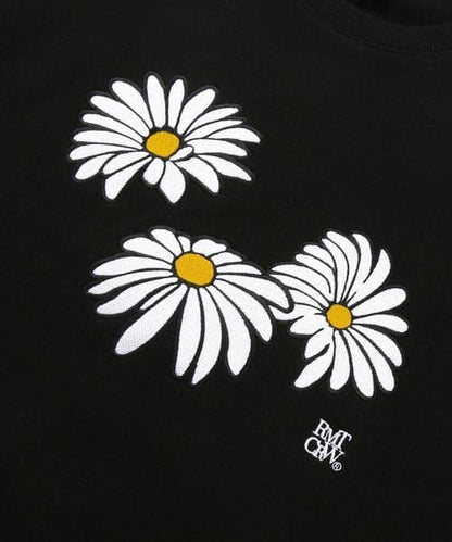 Zerobaseone Collection TRIPLE DAISY CREWNECK_BLACK + 1 random photocard