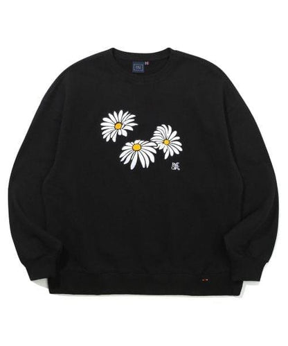 Zerobaseone Collection TRIPLE DAISY CREWNECK_BLACK + 1 random photocard
