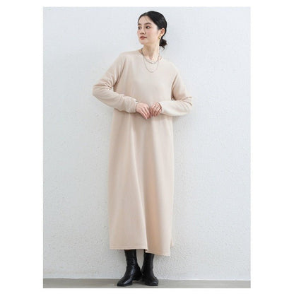 Elegant Round Neck A-Line Maxi Dress - Solid Color Modest Abaya with Pockets (MA310)