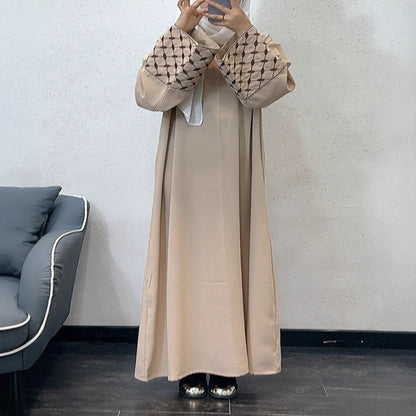 Embroidered Pattern Abaya Robe Dress - Modest Muslim Long Sleeve Maxi with Detachable Belt(MA272)