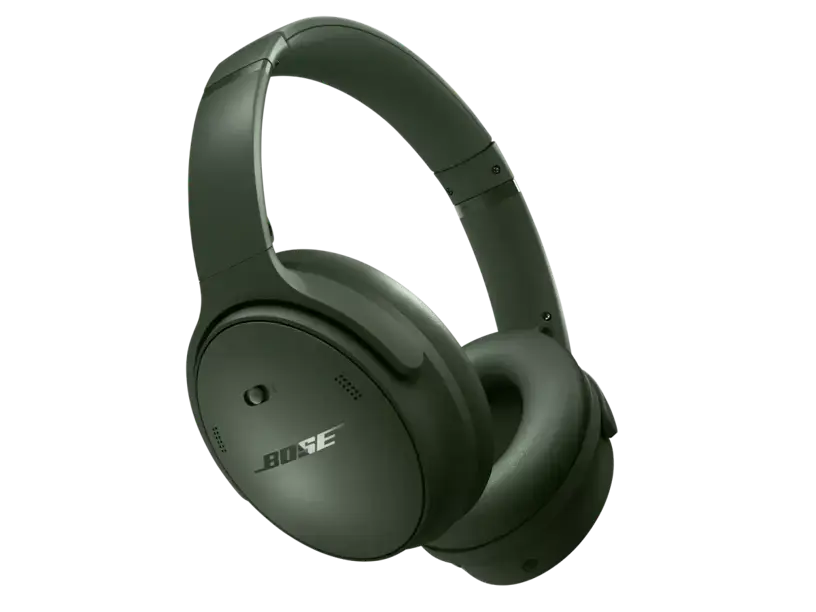 Black hard case for Bose QuietComfort headphones by Enforce Records, designed for secure storage and protection.