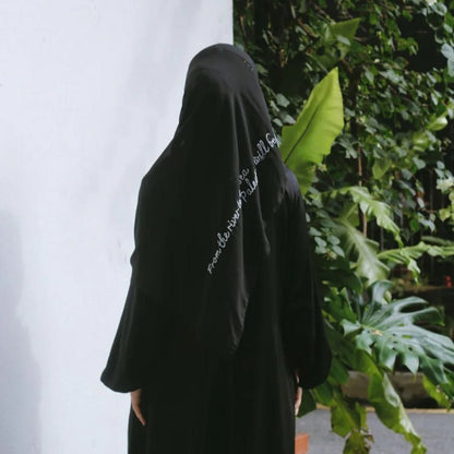 Free Palestine Chiffon Hijab – Cultural Statement Scarf with Arabic Letter Design (MH107）