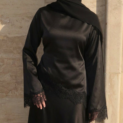 Lace Trim Contrast Panel Satin Top(MS407)
