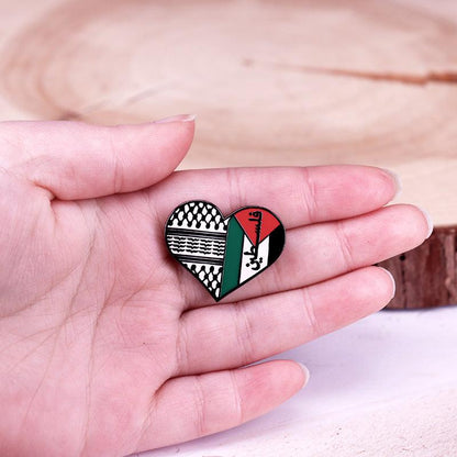 MAC114 Palestine Keffiyeh Heart Enamel Badge Brooch