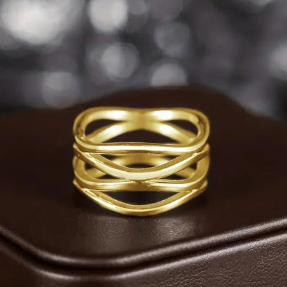 MAC166 Simple Geometric Lines Hollow Ring