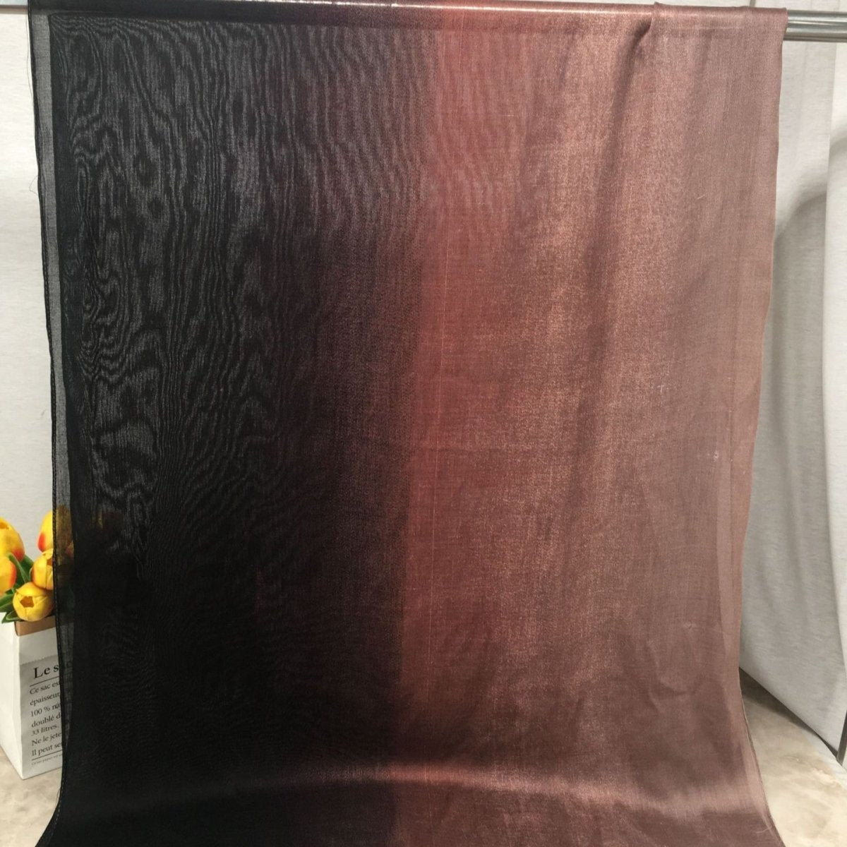 Lightweight breathable gradient shawl hijab from Mariam's Collection, soft fabric with subtle color transition, 180x70cm.