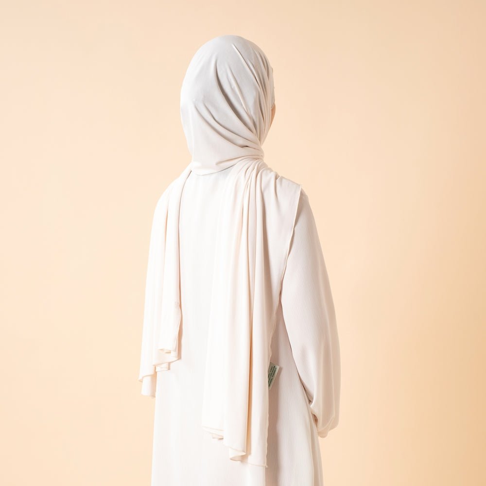 Premium bamboo jersey hijab in natural bamboo fabric, black color, free size from Mariam's Collection.