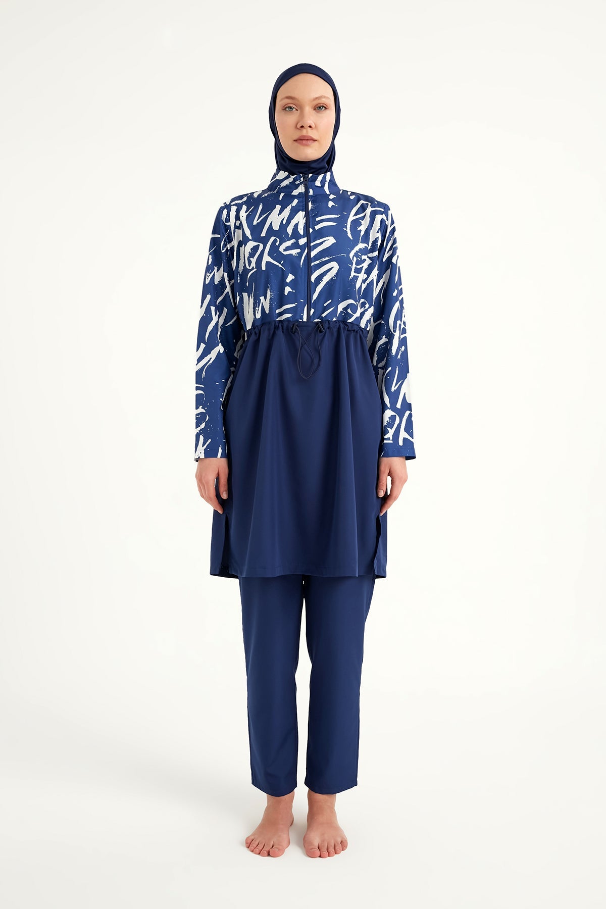 Navy blue full coverage modest swimwear set by Marina Modest, tam kapalı mayo for women, designed for comfort and sun protection.