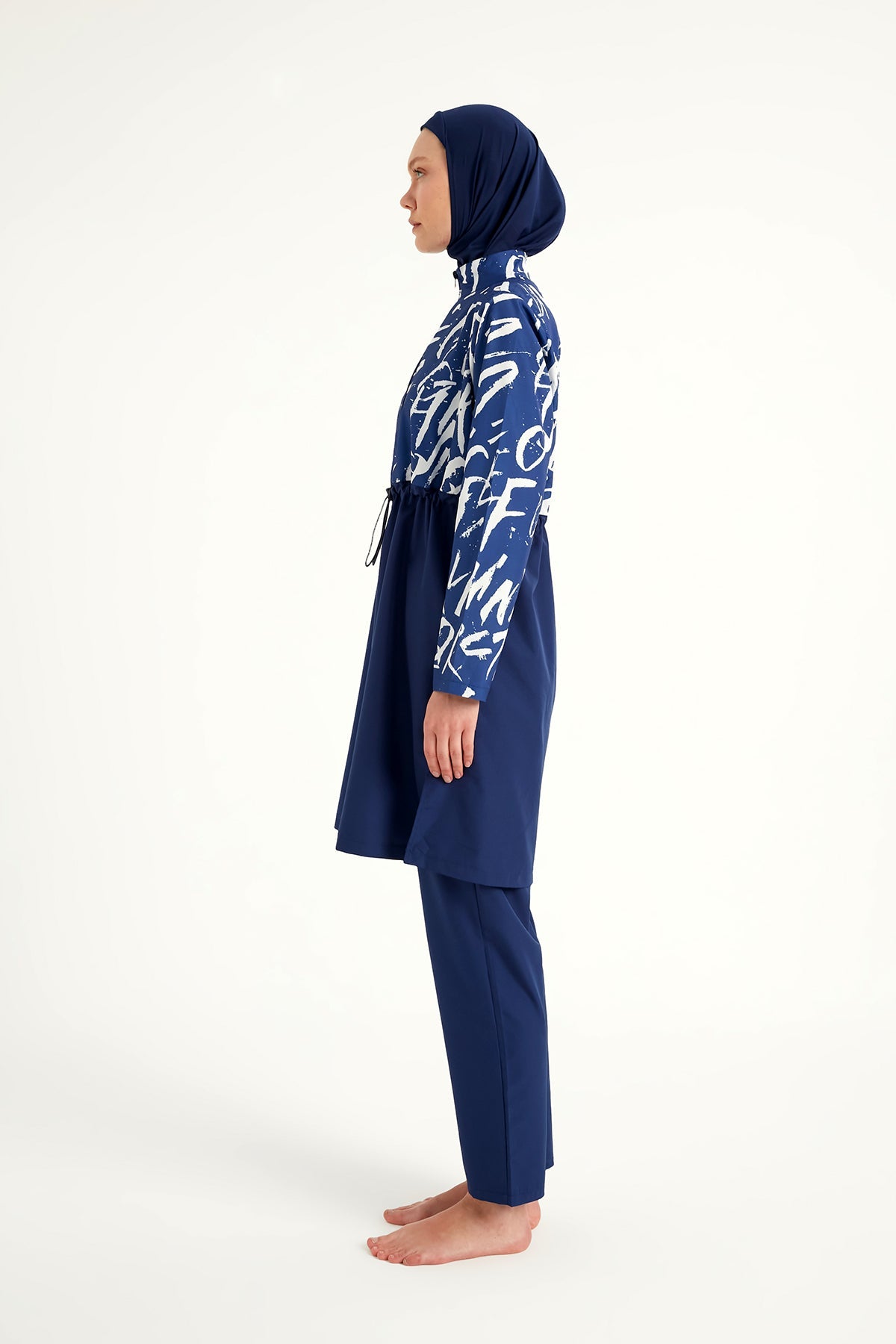 Marina Modest navy blue full coverage Tam Kapalı Mayo swimwear set for modest sun protection and comfortable swimming.