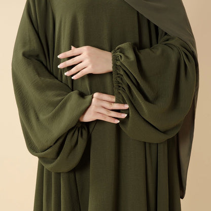Relaxed Fit Lantern Sleeves Crepe Abaya (MA190)
