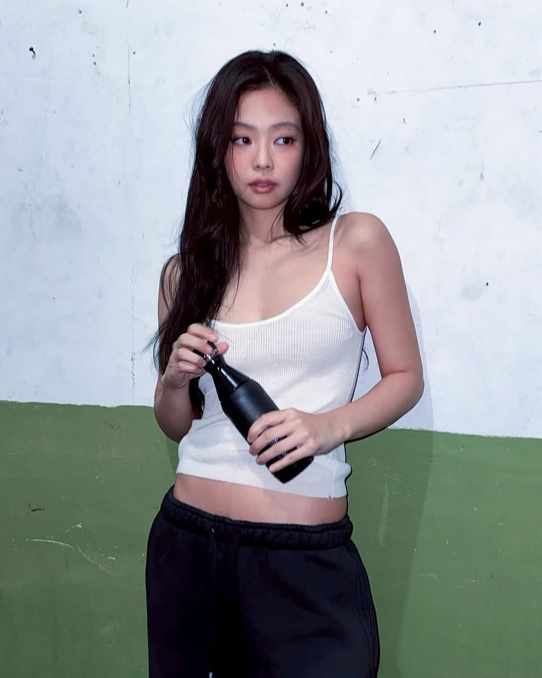 Stanley x Jennie Quencher Luxe Tumbler and All Day Slim Luxe Bottle