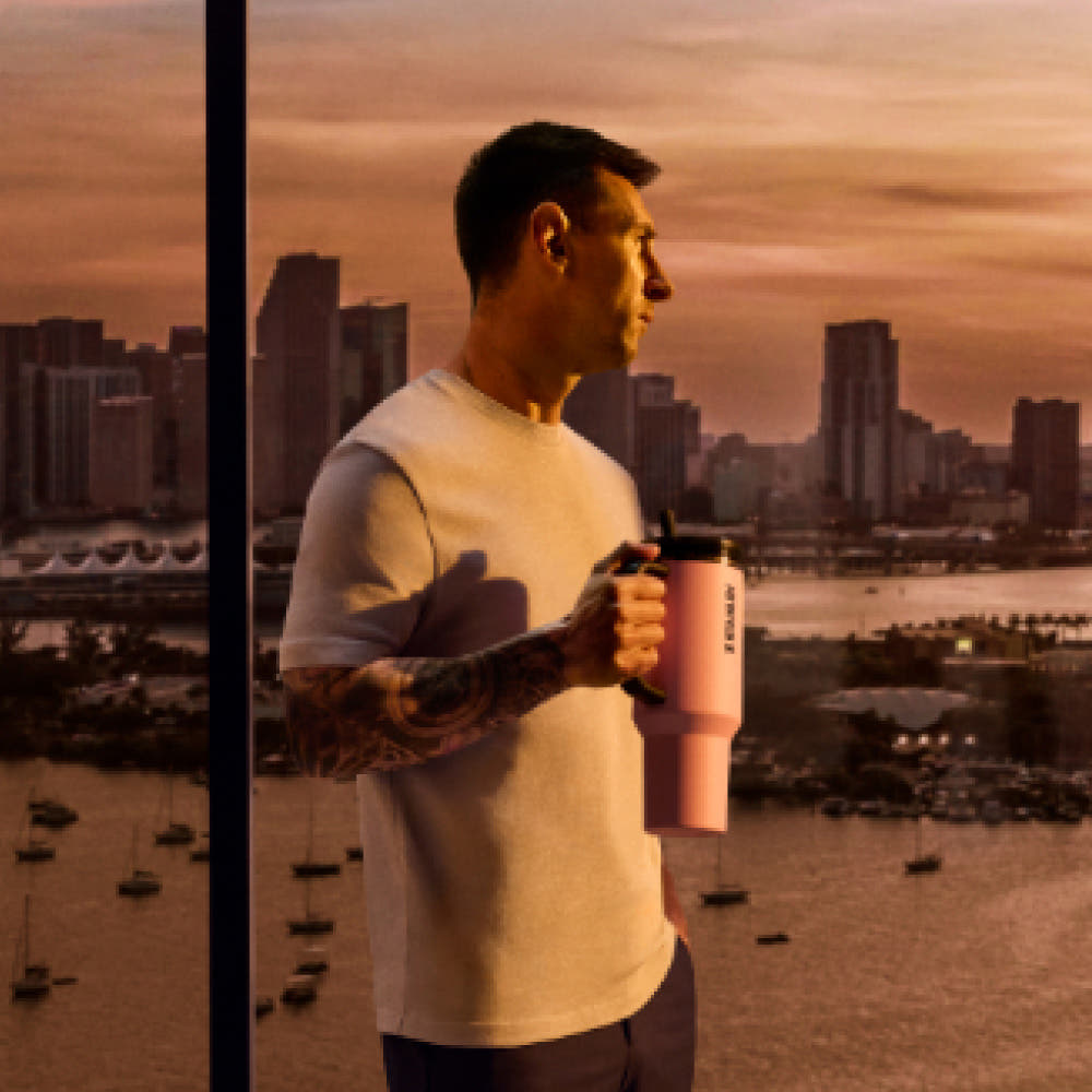[MESSI X STANLEY] Quencher Pro Tour Flip Straw Tumbler 1.18L Messi Goat Pink