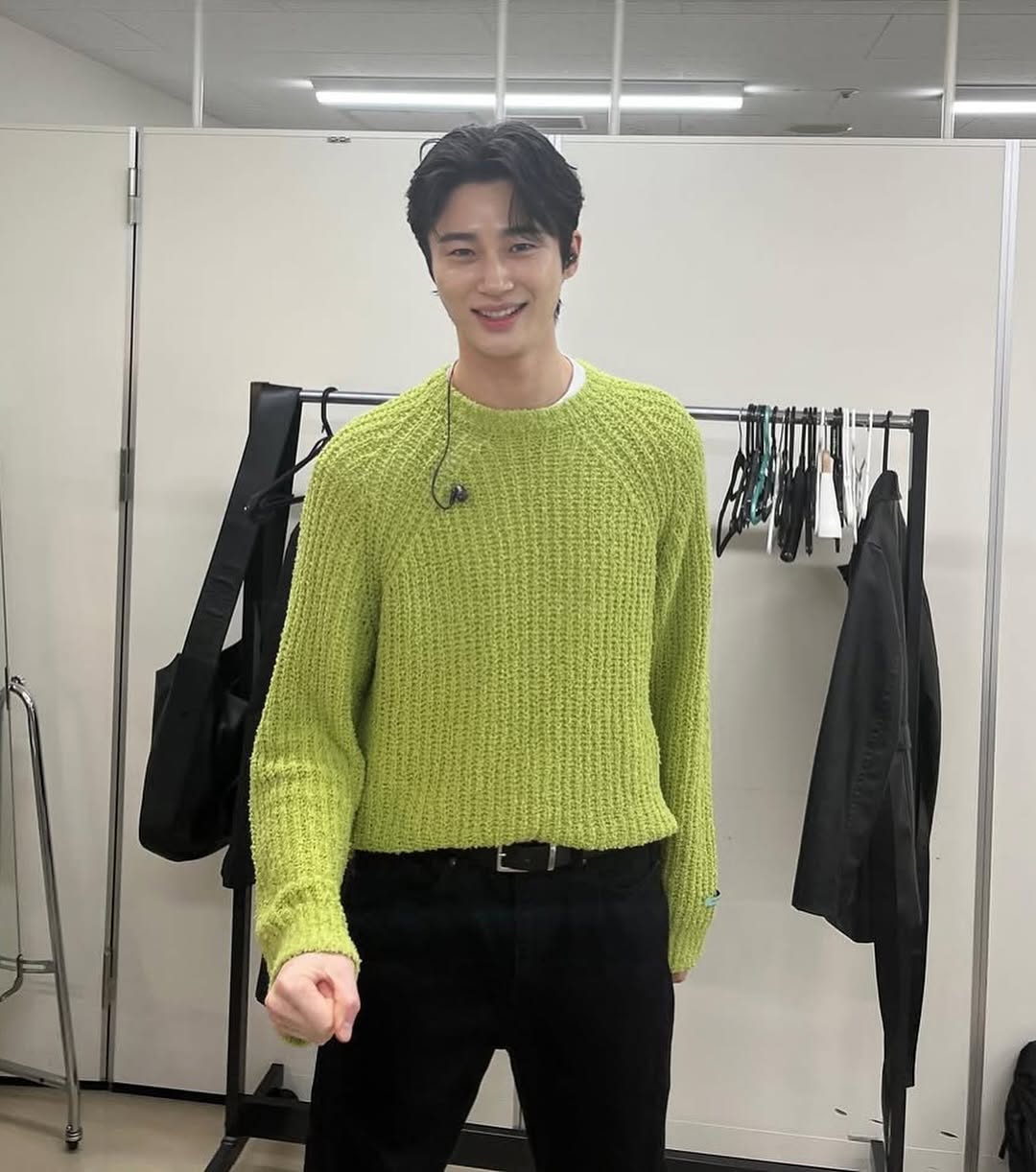 Instantfunk Ms Raglan Knit Pullover - Green( Byeonwooseok Pick)