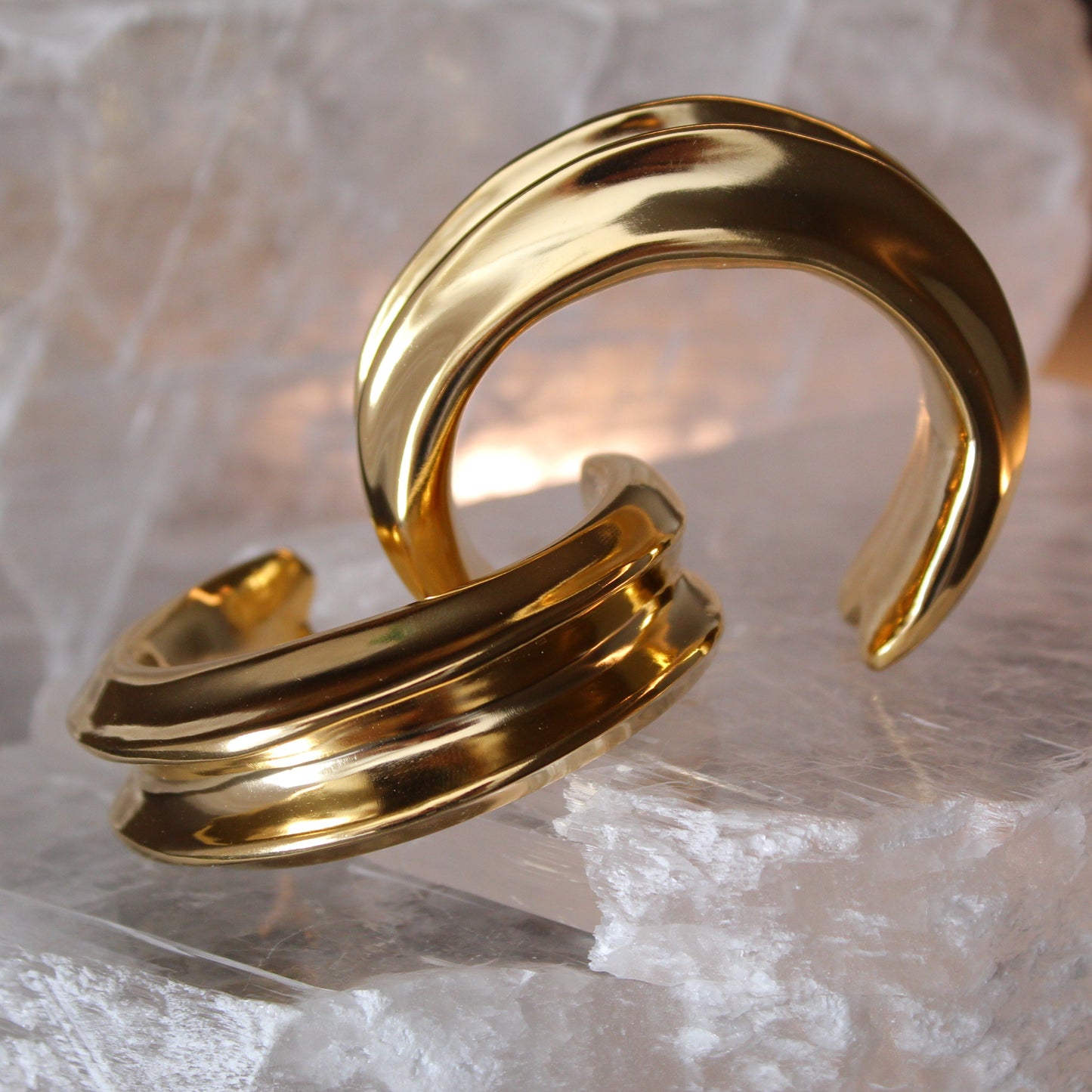 Isa Sculptural Slim Cuff Bracelet
