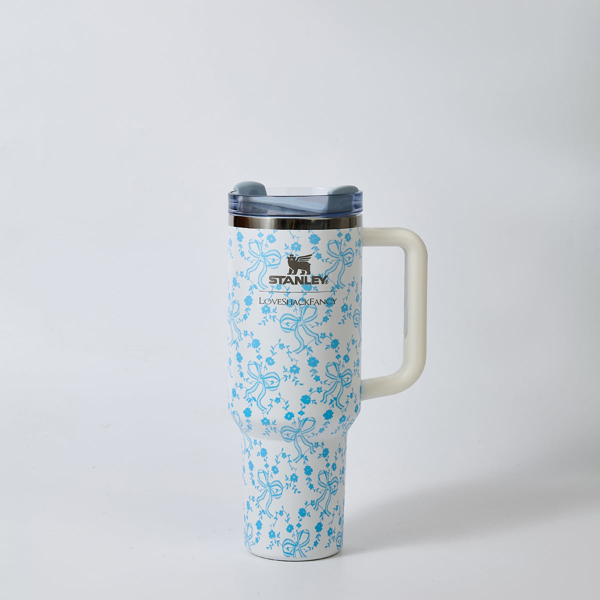 Stanley x LoveShackFancy Bow Blossom Quencher H2.0 FlowState Tumbler 40oz – Limited Edition Floral Bow Tumbler