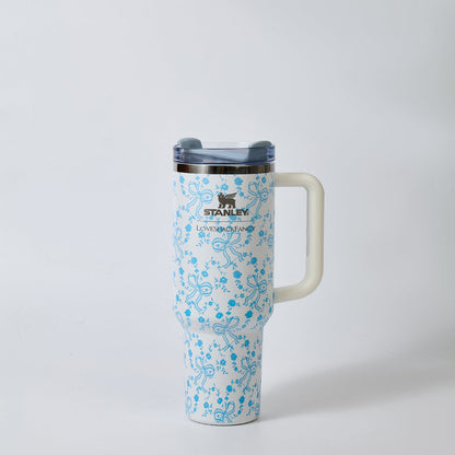 Stanley x LoveShackFancy Bow Blossom Quencher H2.0 FlowState Tumbler 40oz – Limited Edition Floral Bow Tumbler