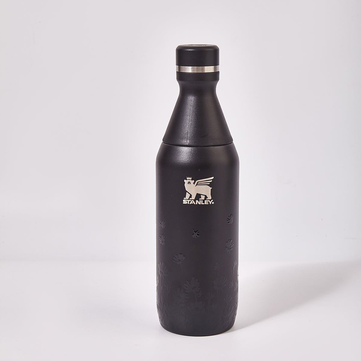 Stanley x JENNIE Midnight Bloom All Day Slim Luxe Bottle – Black Limited Edition