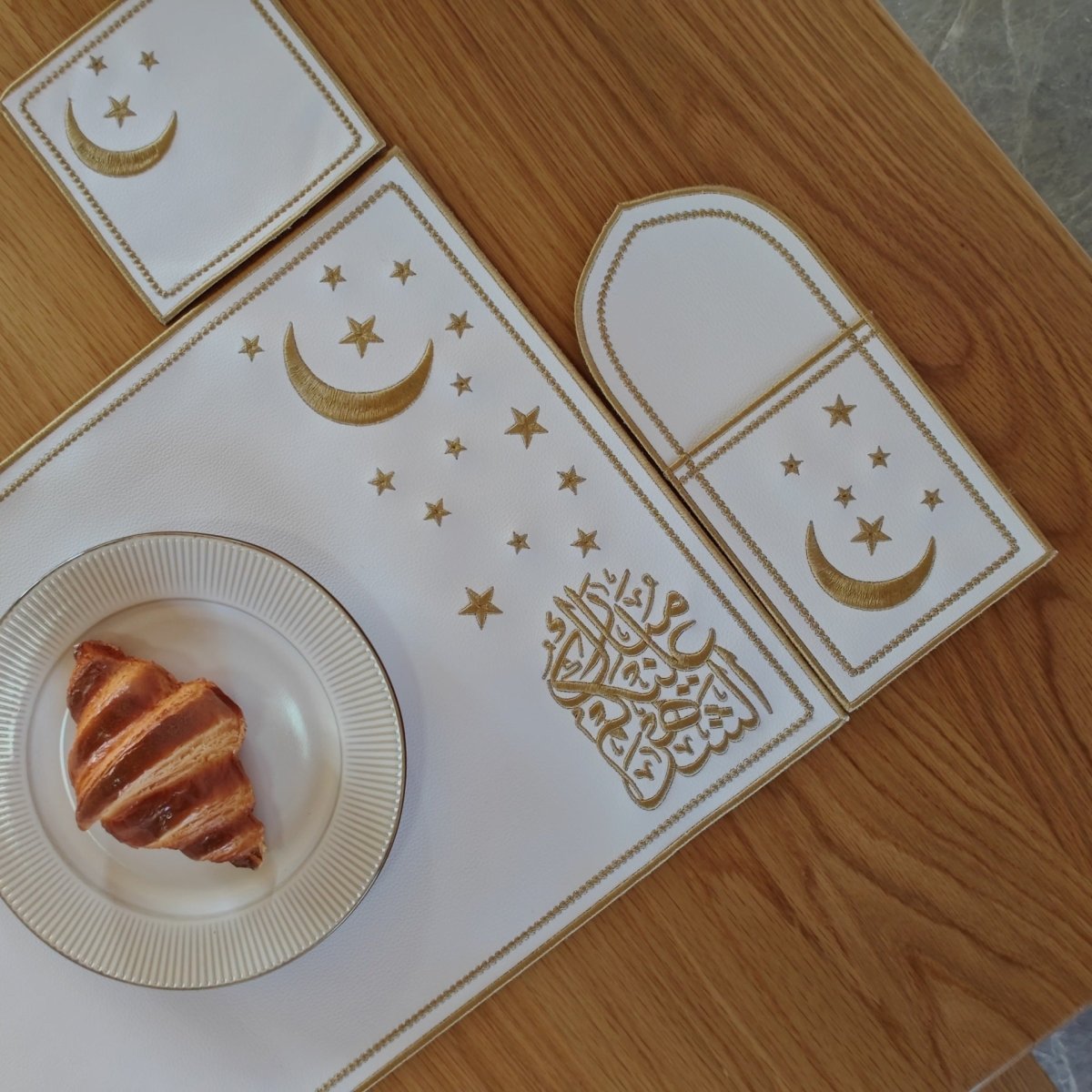 Star & Crescent Embroidered Leather Placemat Set | 3-Piece Dining Table Decor (MAC390)