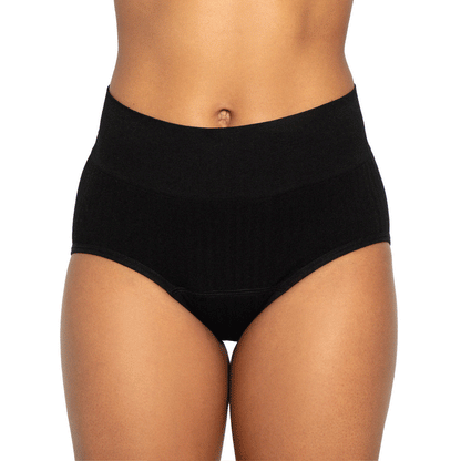 Seamless high-waisted period underwear in SportyStretch™ fabric designed for heavy flows from The Period Company.
