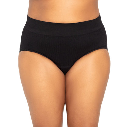 High-waisted SportyStretch™ period underwear by The Period Company, shown from the front with seamless design for heavy flows.